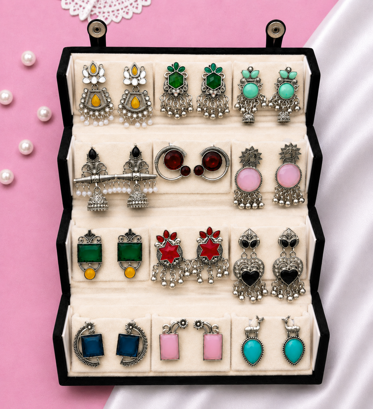 Jewellery box with earrings